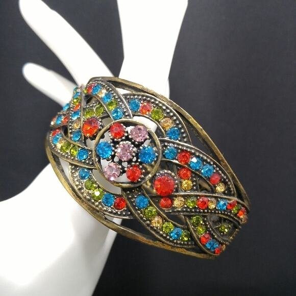 Vintage Rhinestone Antique Gold Tone Hinged Bracelet, 6 3/4 Inches - Picture 7 of 9